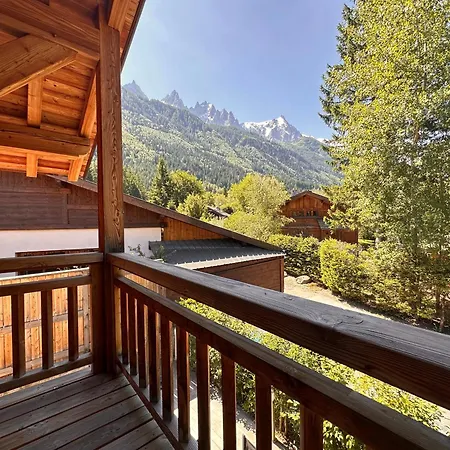 Polar Chalet *