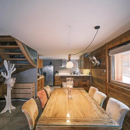 Polar Chalet